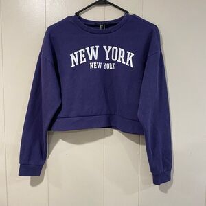 Forever 21 New York Cropped Sweatshirt Purple Size Small